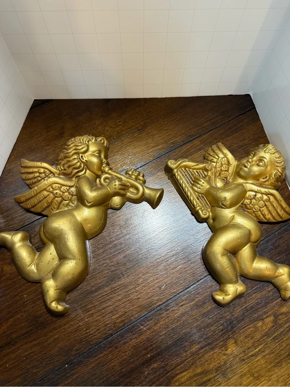 MCM ornamental cherub